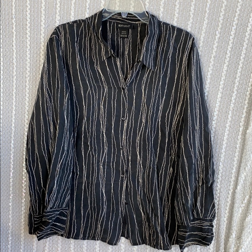 Lane Bryant 100% silk black/white ripped pattern
